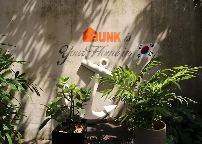 Bunk Guesthouse Hongdae